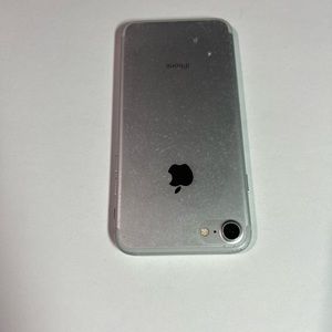 iPhone 7 Silver No Power Good Condition Read